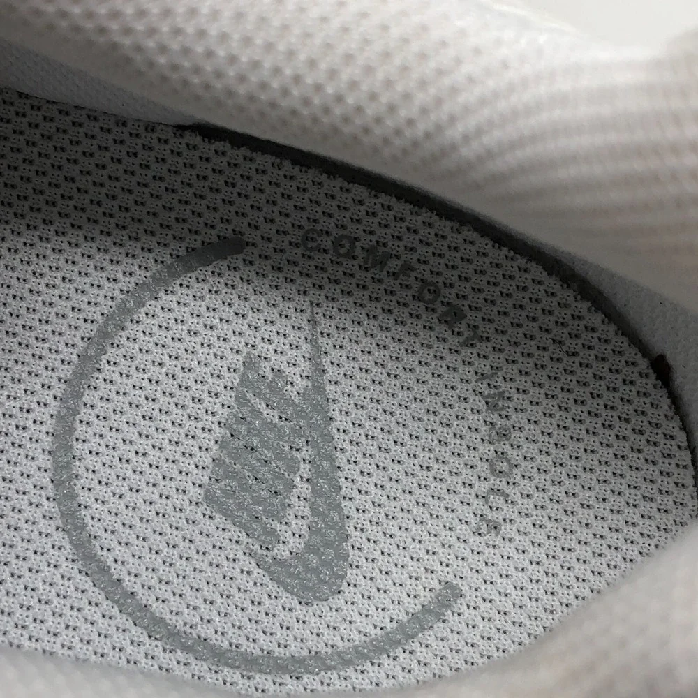 Nike Ryz 365 2 Sneaker White Metallic Platinum‎ Womens 9.5 Activewear Running